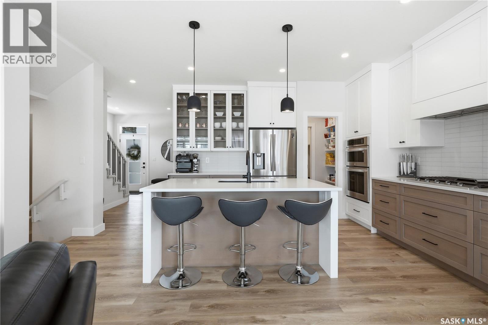 246 Prasad Manor, Saskatoon, SK - Indoor Photo Showing Kitchen With Upgraded Kitchen