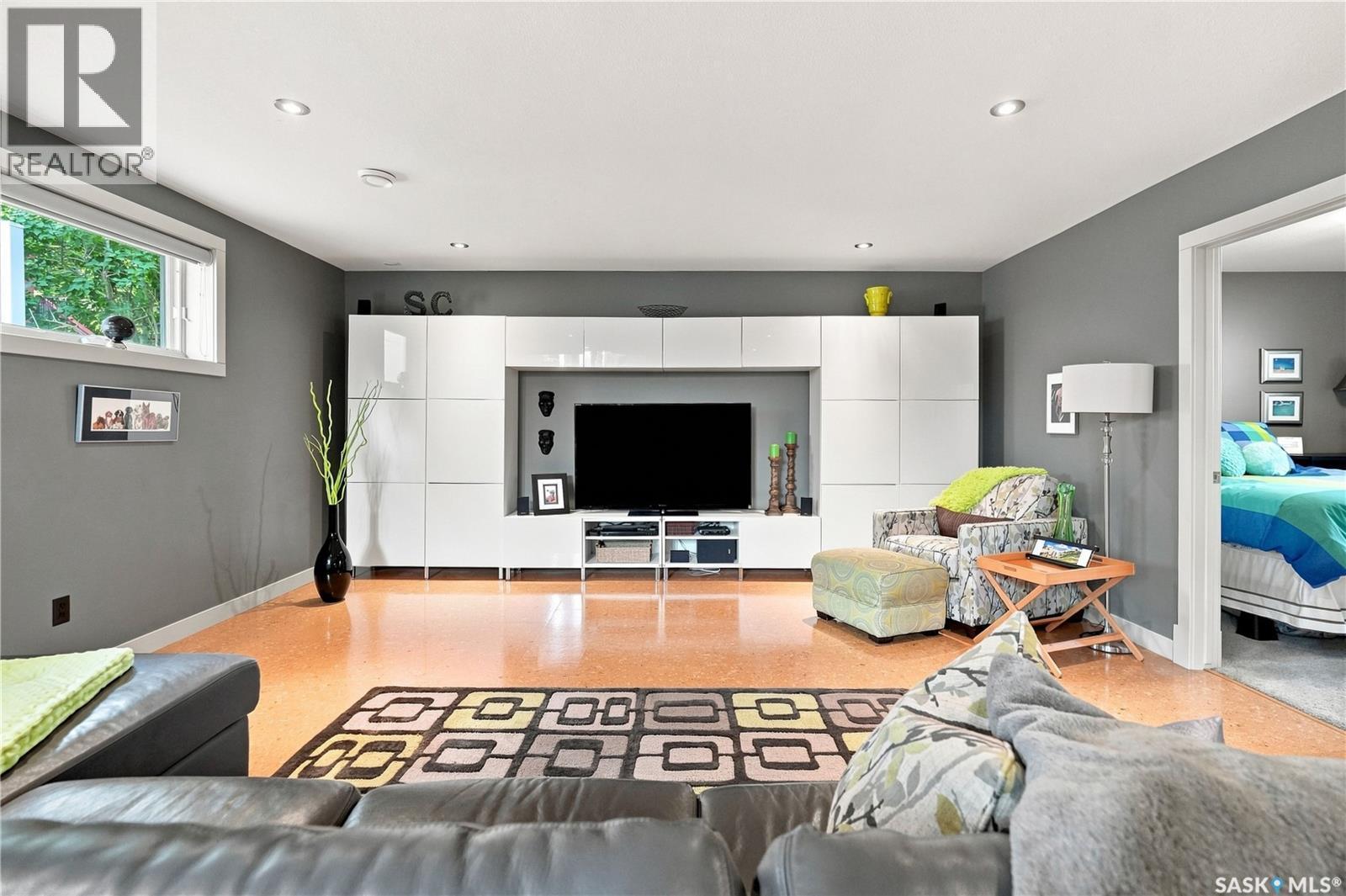 2786 Sunninghill Crescent, Regina, SK - Indoor Photo Showing Living Room