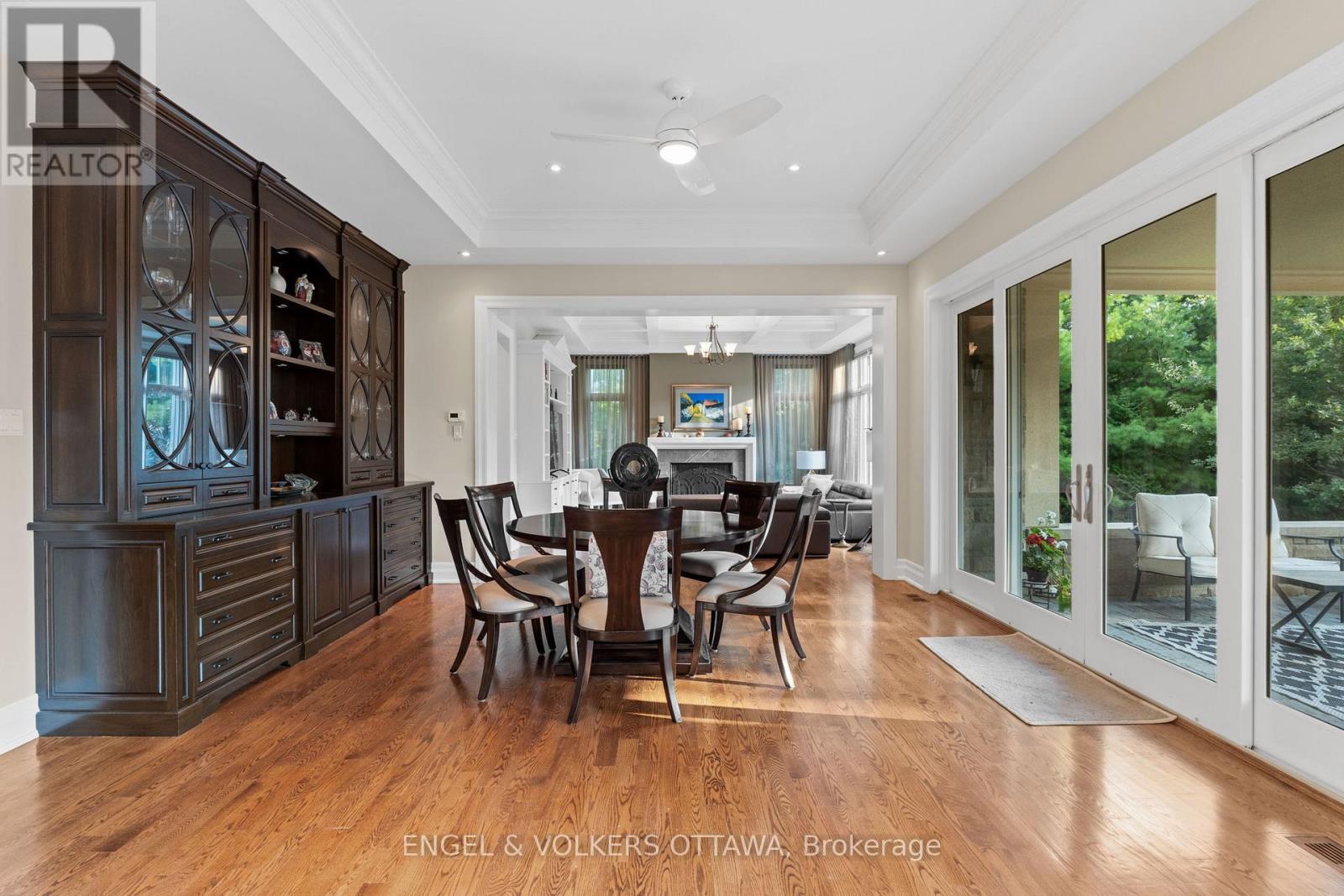 1408 Blackhorse Court, Ottawa, ON - Indoor Photo Showing Dining Room
