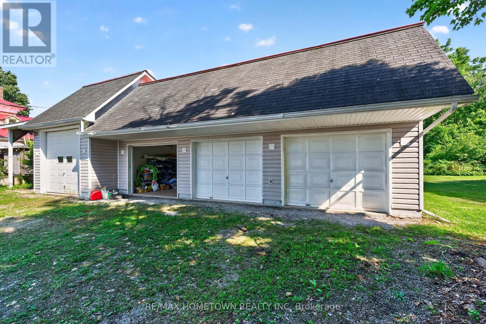 Shingles on the front roof and metal on the back - 116 Mill Creek Drive, Rideau Lakes, ON