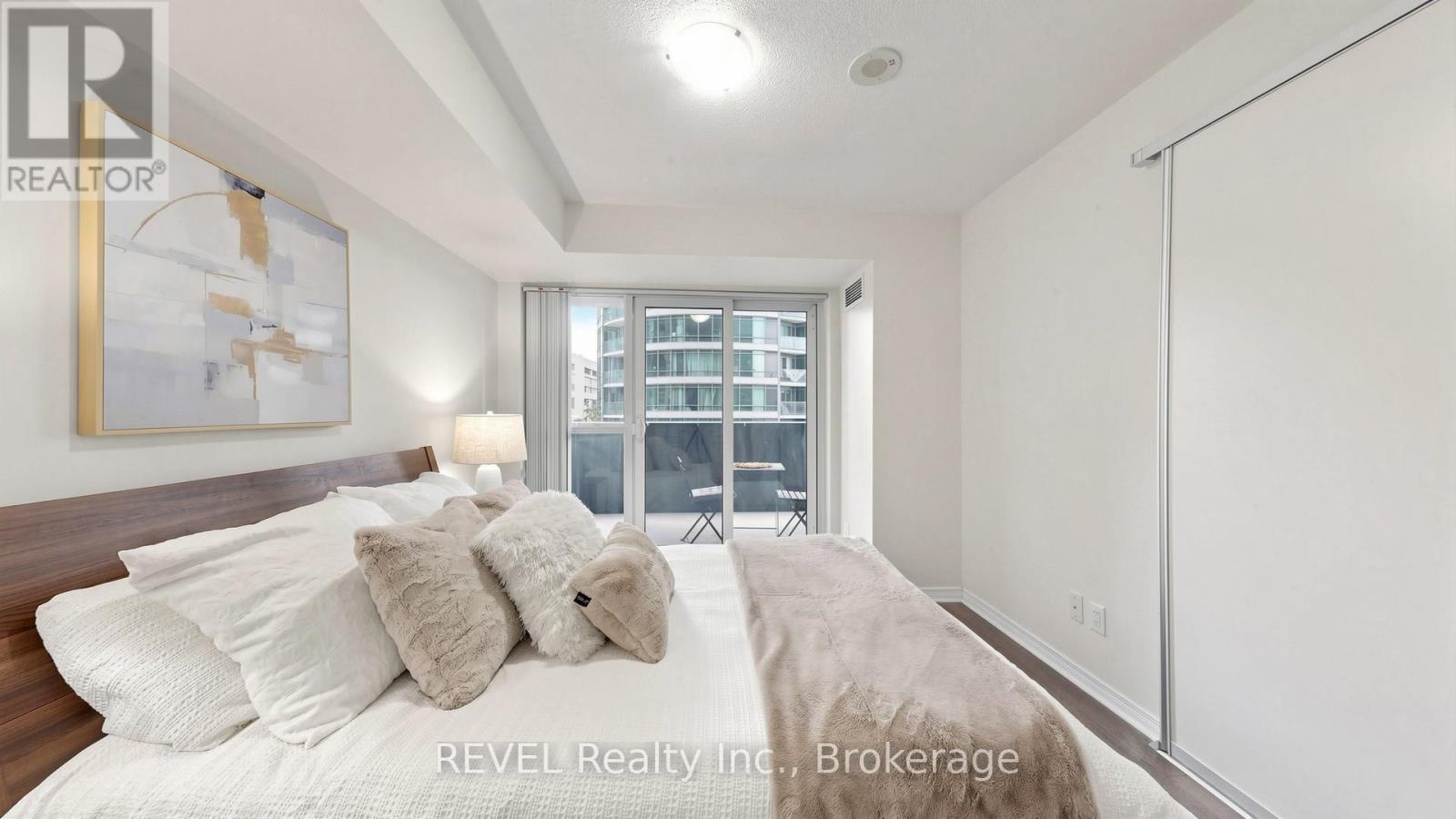 306 - 352 Front Street W, Toronto (Waterfront Communities), ON - Indoor Photo Showing Bedroom