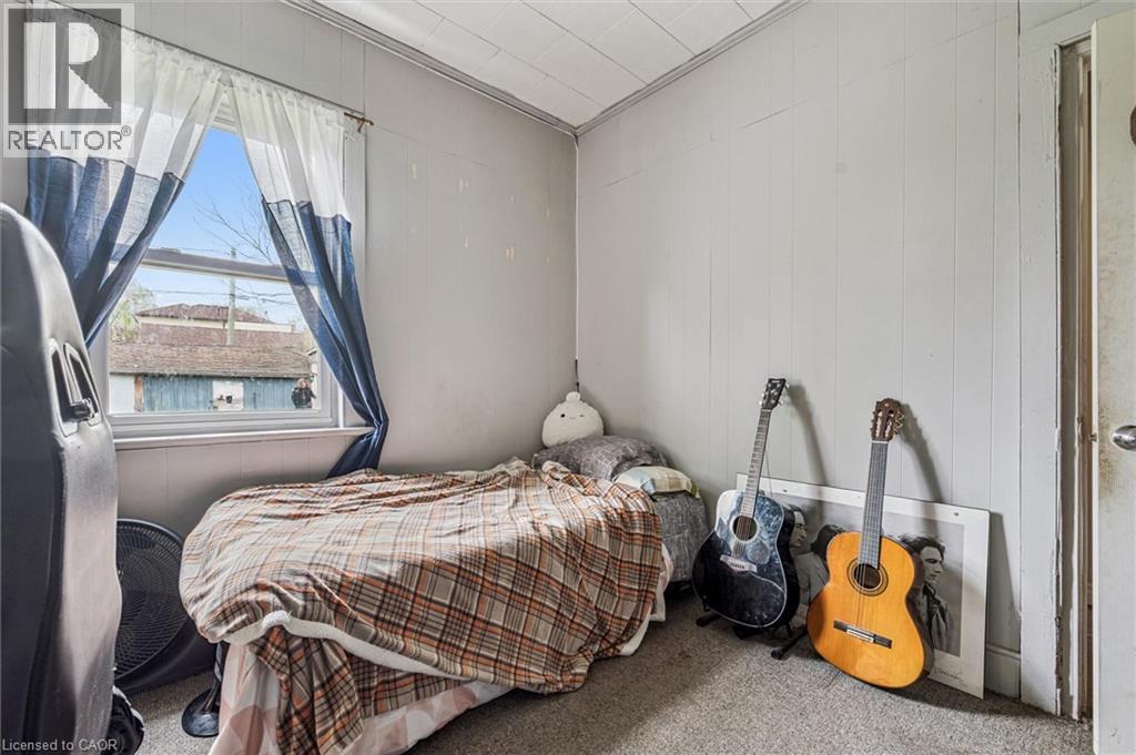 Additional content - 27 Roseview Avenue, Cambridge, ON - Indoor Photo Showing Bedroom