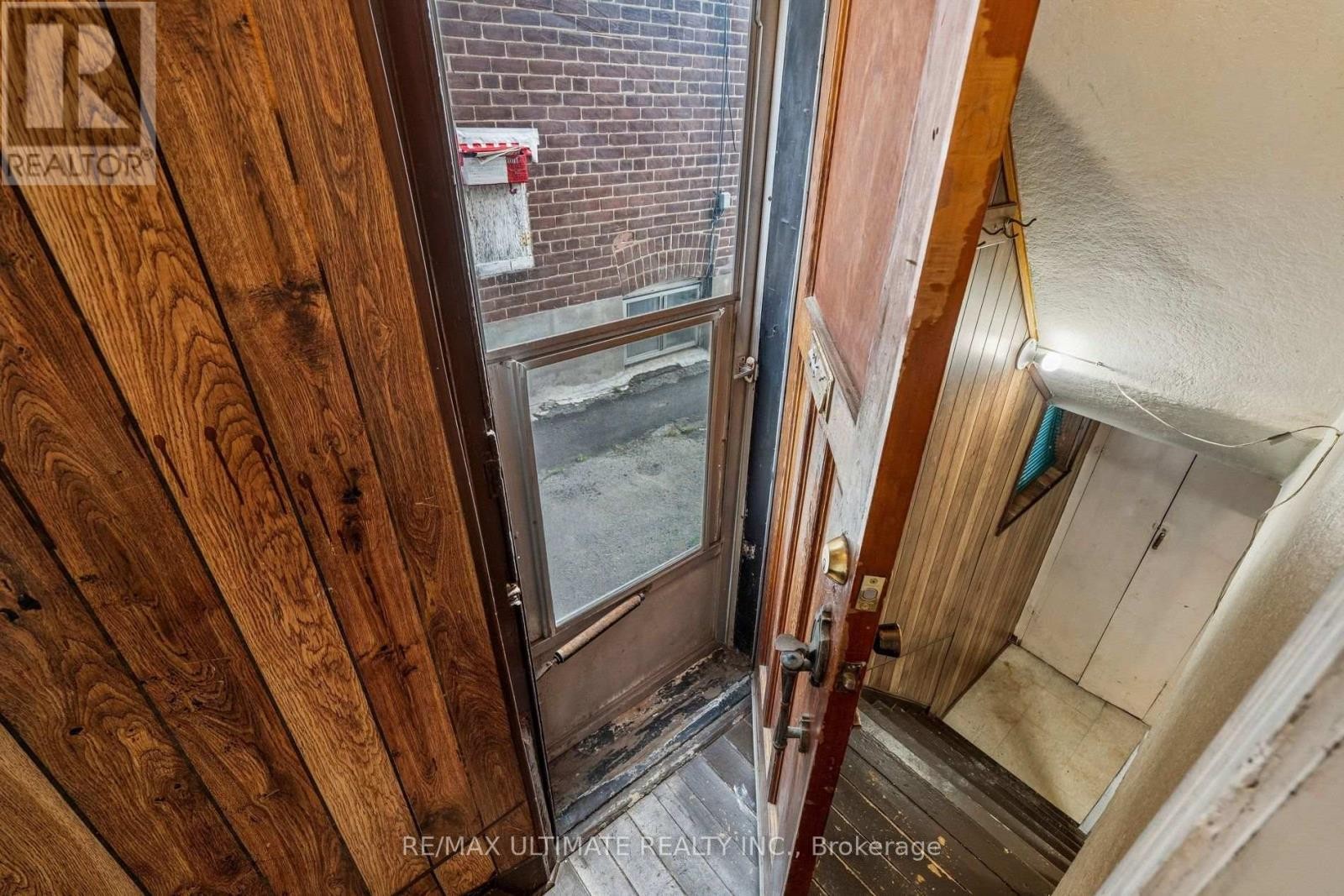 463 Oakwood Avenue, Toronto, ON