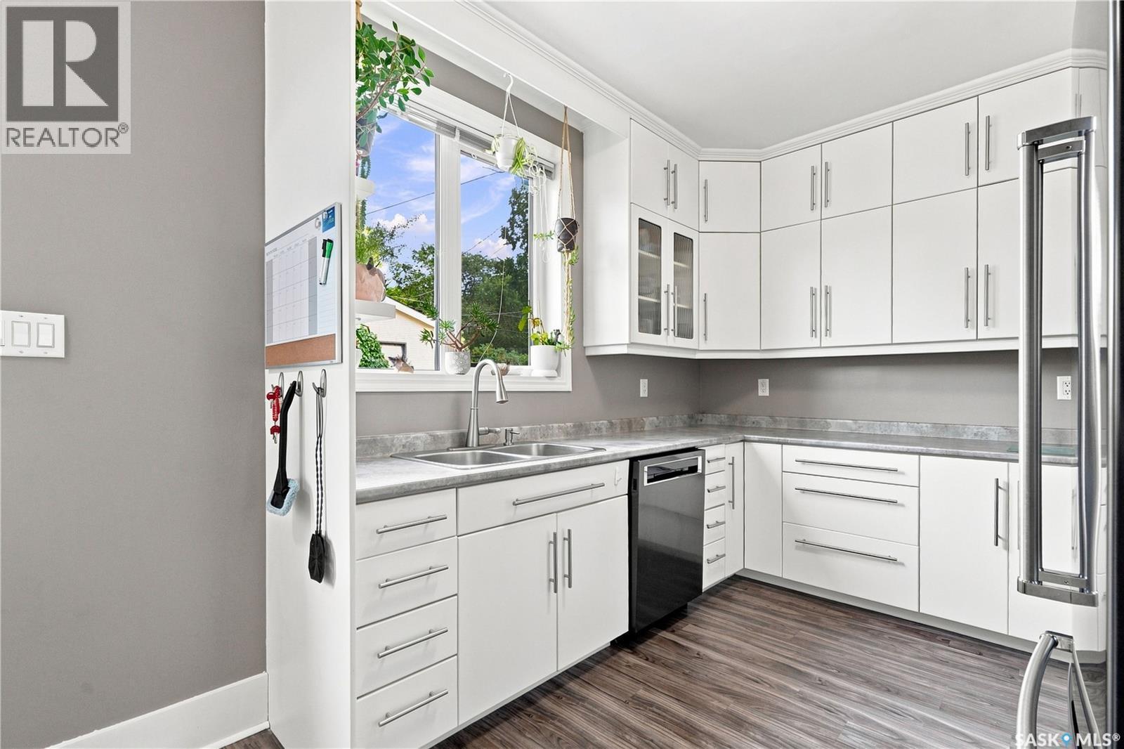 2011 Lorne Avenue, Saskatoon, SK