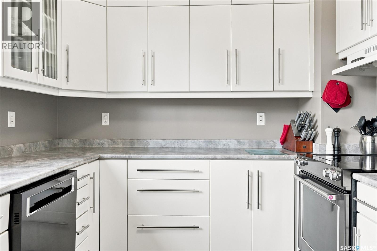 2011 Lorne Avenue, Saskatoon, SK