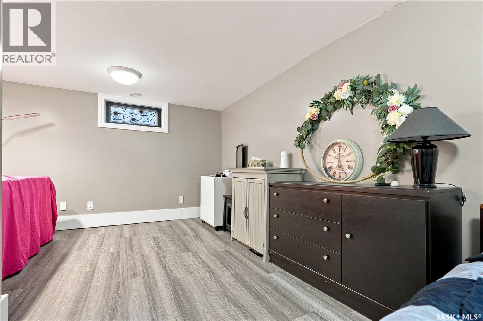 2011 Lorne Avenue, Saskatoon, SK