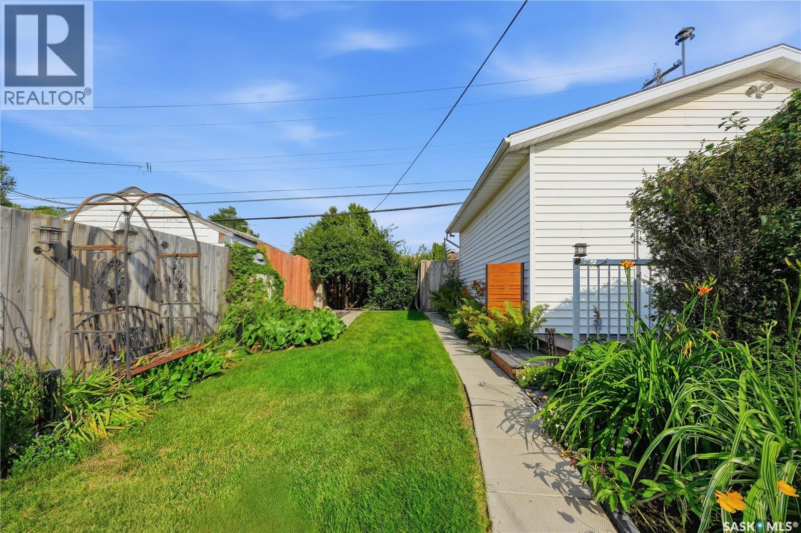 2011 Lorne Avenue, Saskatoon, SK