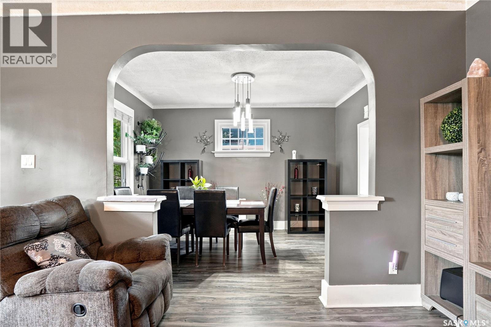 2011 Lorne Avenue, Saskatoon, SK