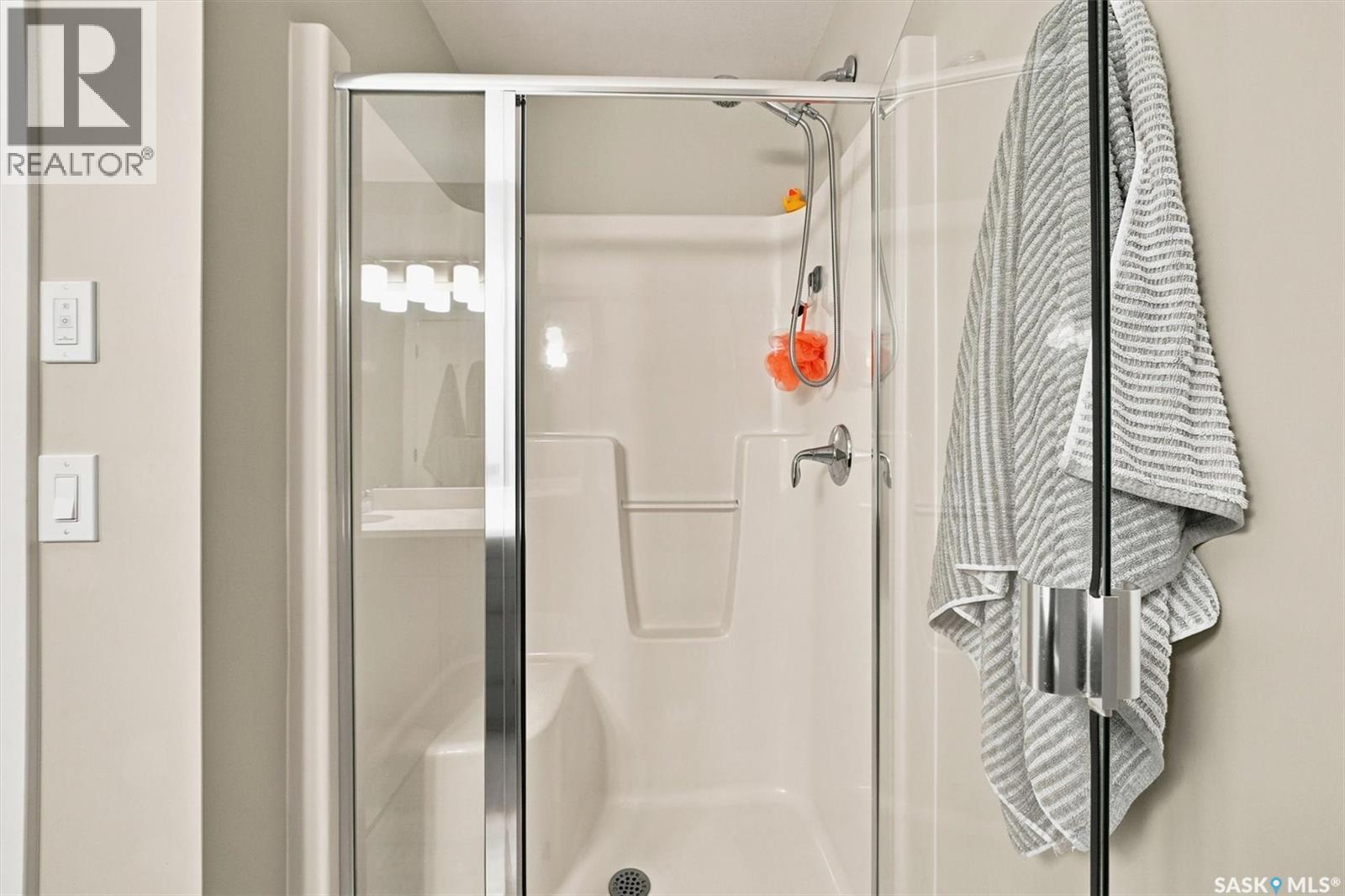 130 315 Dickson Crescent, Saskatoon, SK - Indoor Photo Showing Bathroom