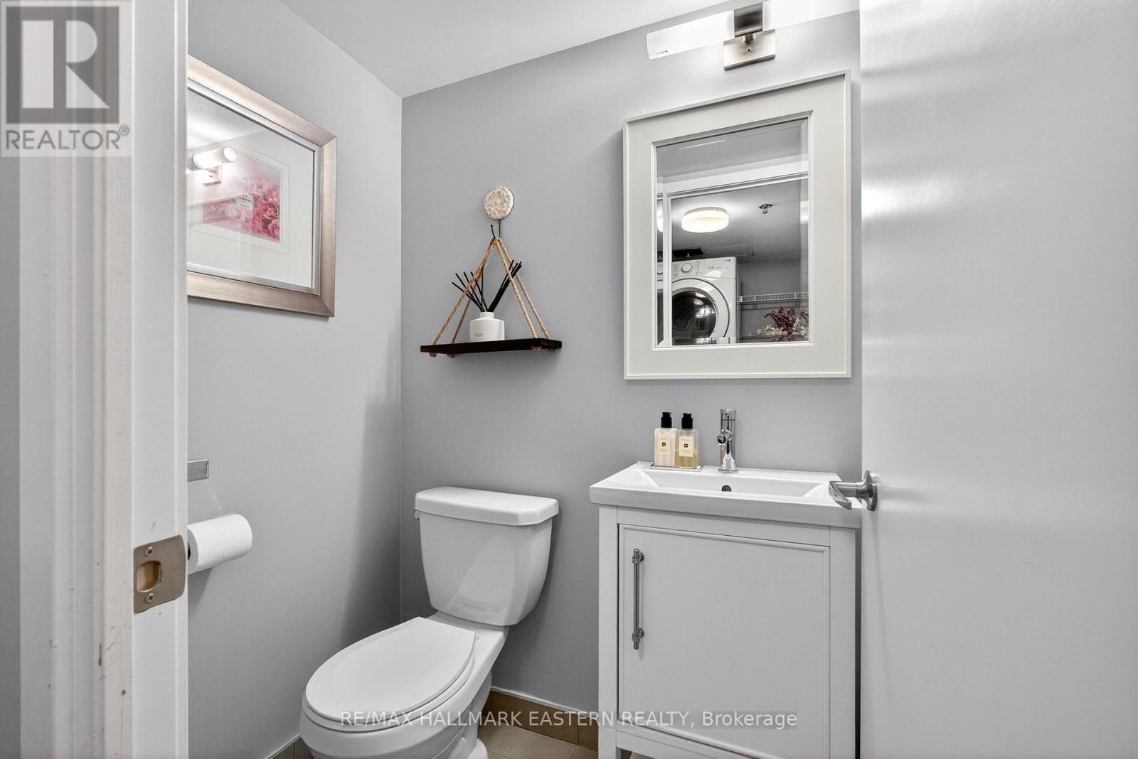 Th3 - 11 Superior Avenue, Toronto (Mimico), ON - Indoor Photo Showing Bathroom
