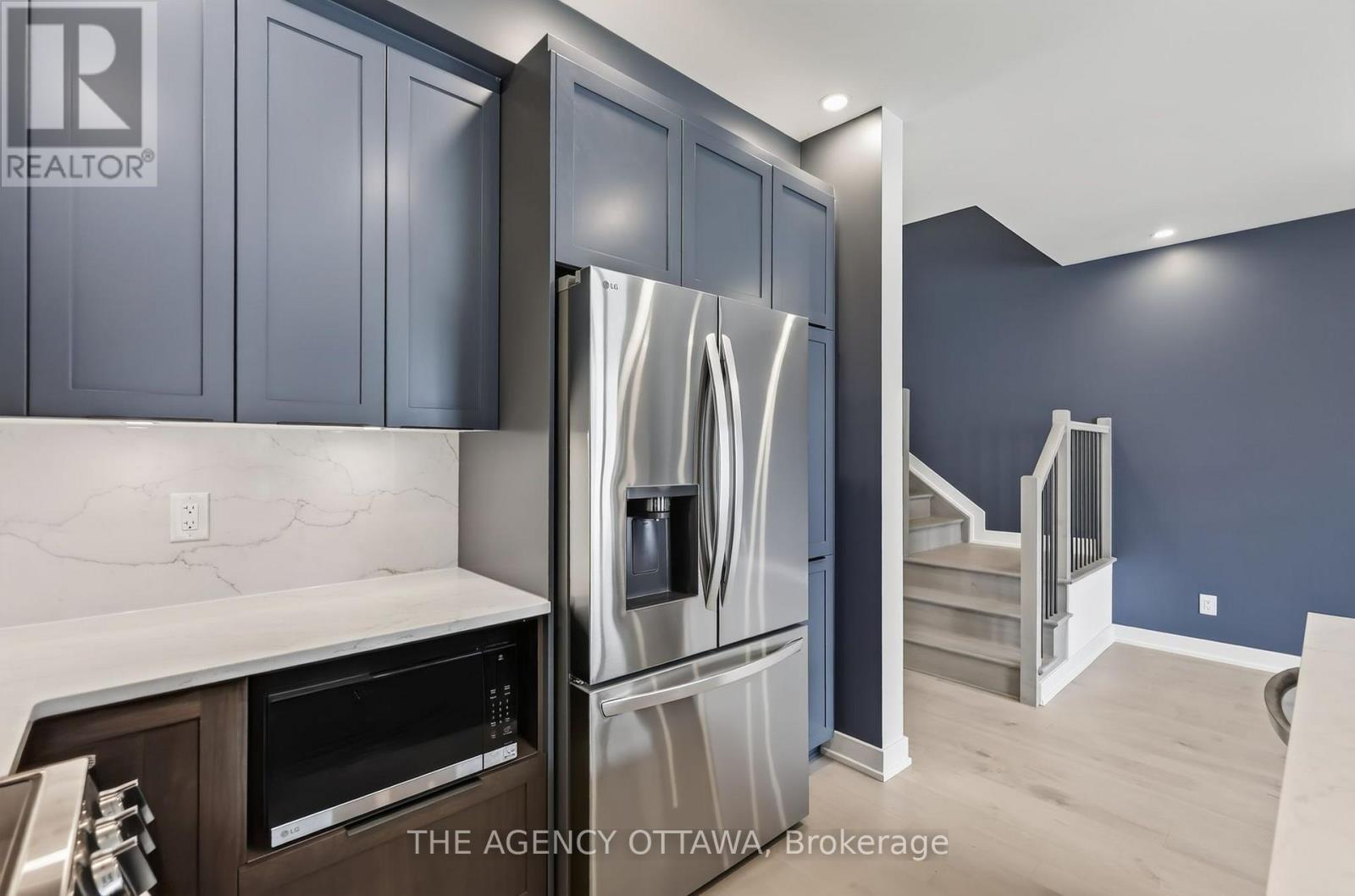 1202 Spoor Street, Ottawa, ON - Indoor Photo Showing Other Room