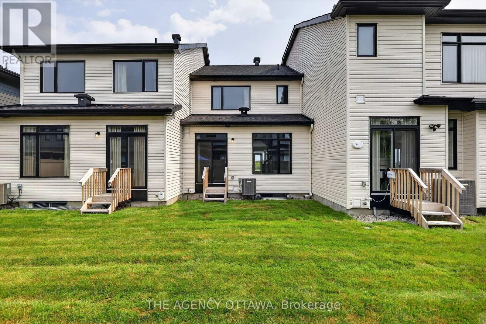 1202 Spoor Street, Ottawa, ON - Outdoor