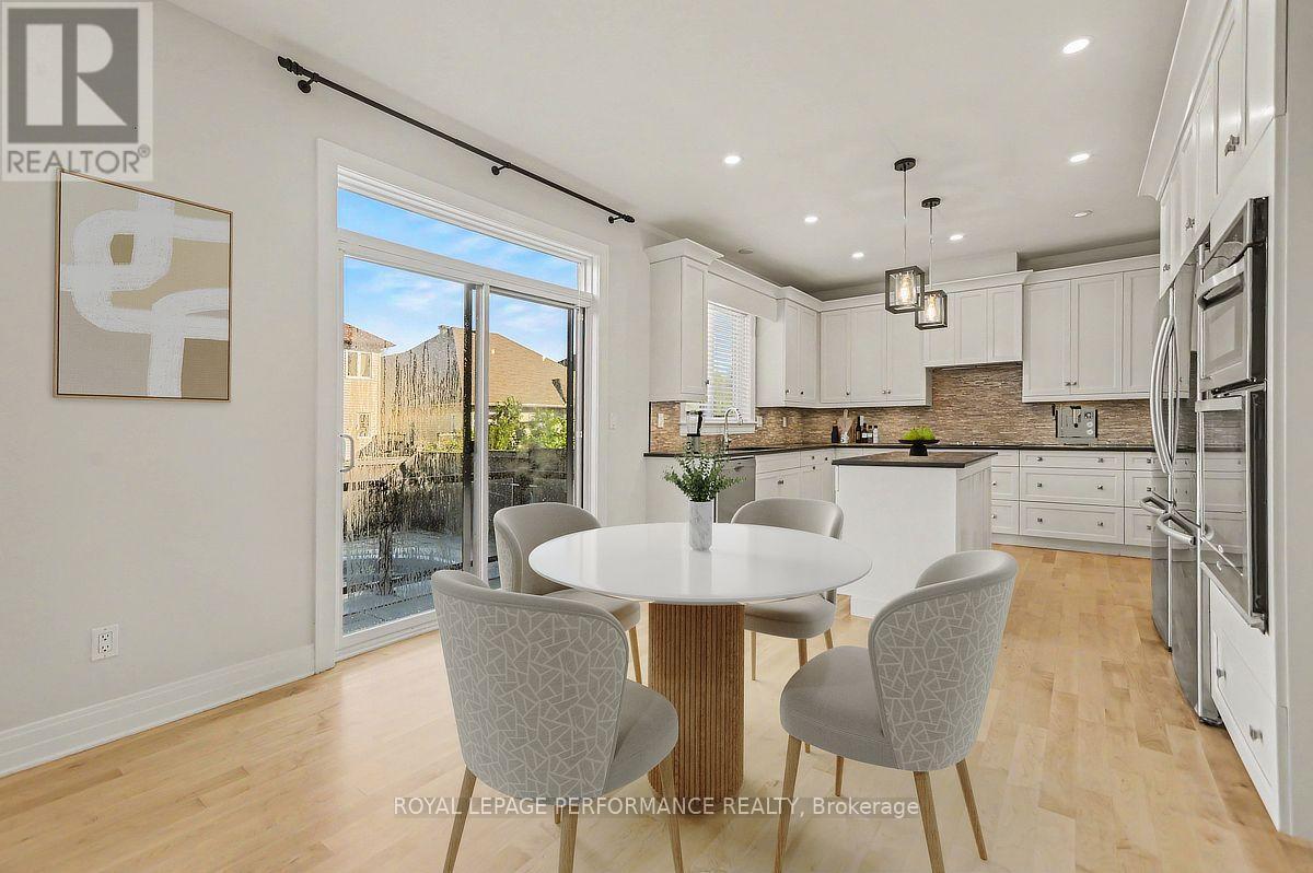 523 Adamson Crescent, Ottawa, ON - Indoor Photo Showing Other Room
