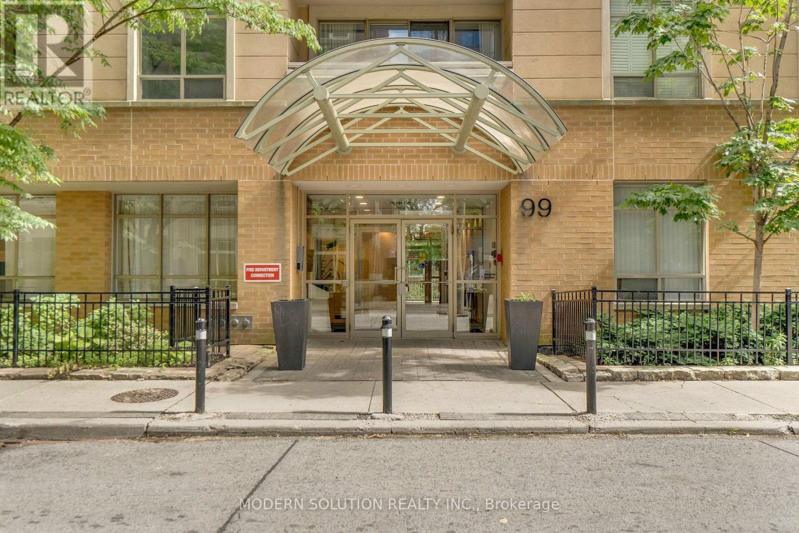 201 - 99 Hayden Street, Toronto, ON - Outdoor