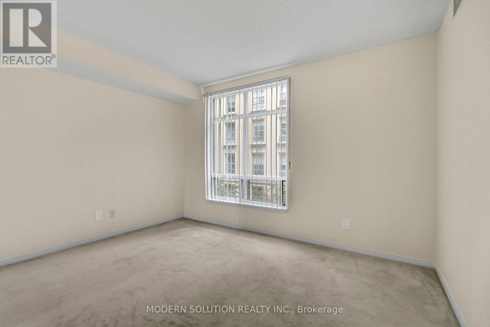 201 - 99 Hayden Street, Toronto, ON - Indoor Photo Showing Other Room