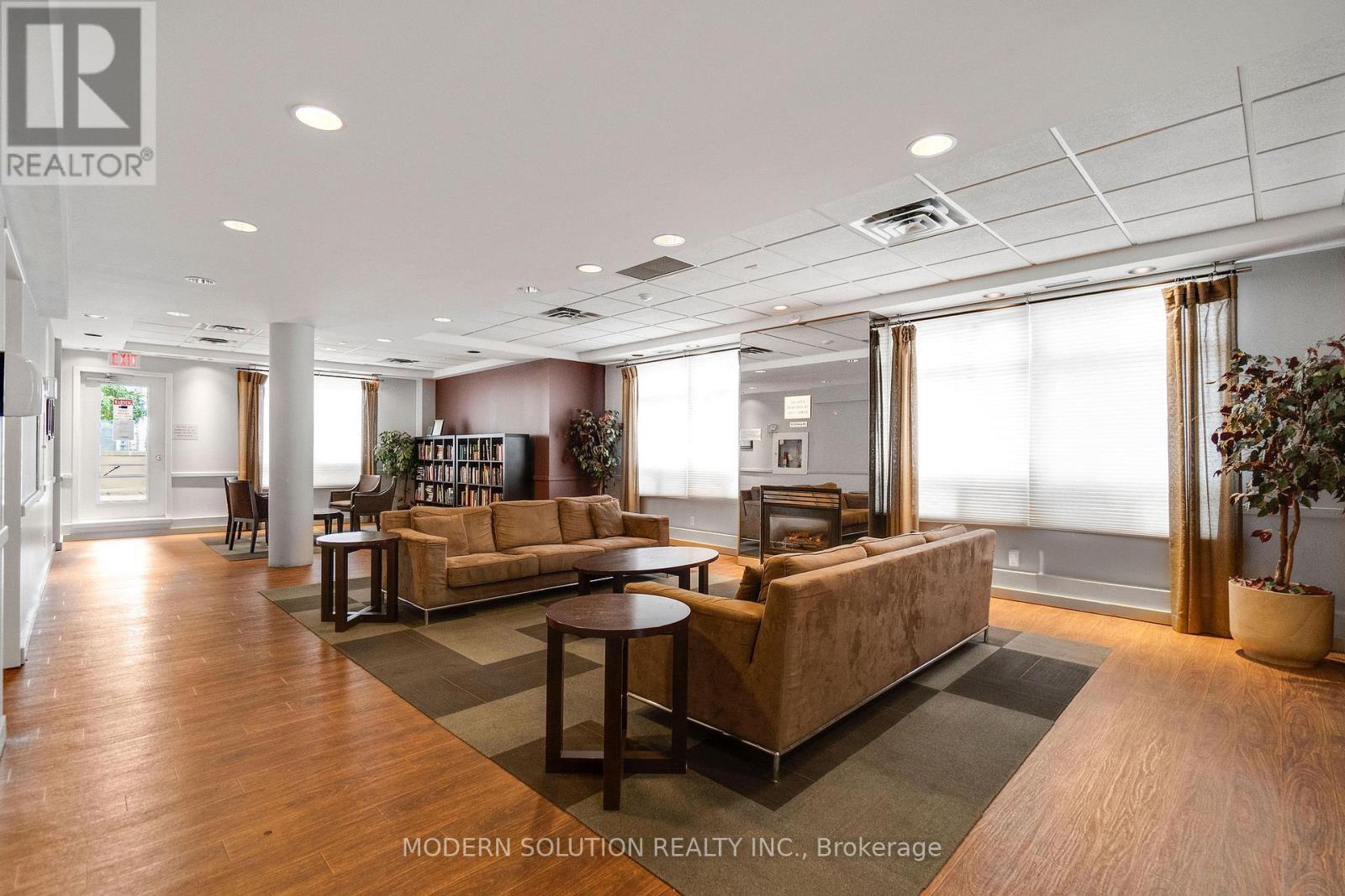 201 - 99 Hayden Street, Toronto, ON - Indoor