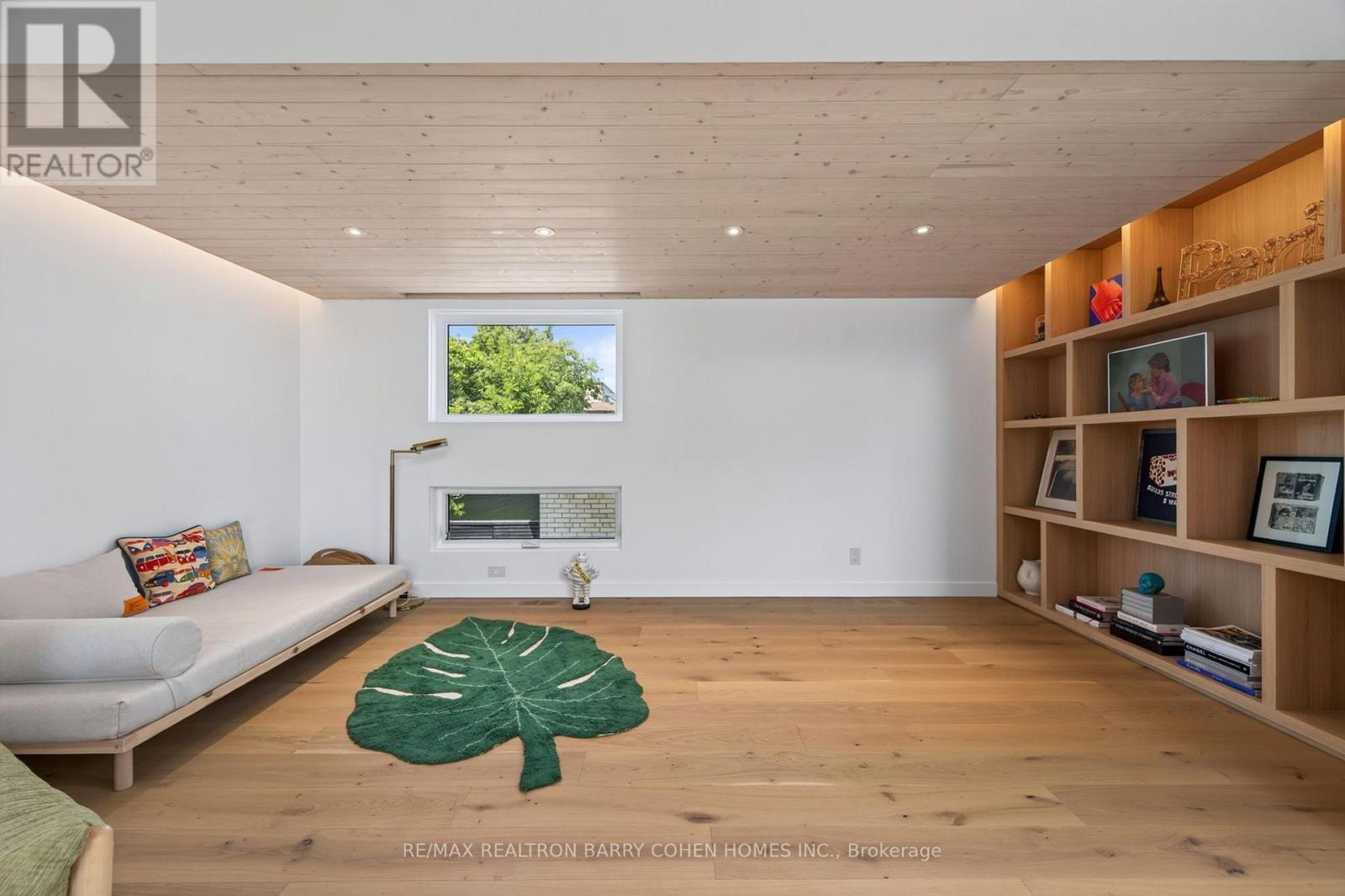 6 Denmark Crescent, Toronto, ON - Indoor