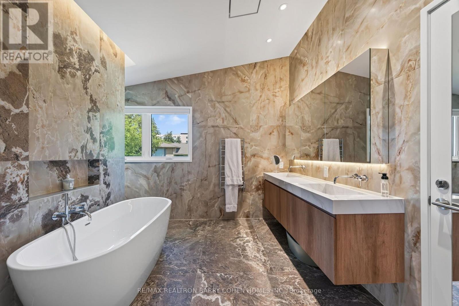 6 Denmark Crescent, Toronto, ON - Indoor Photo Showing Bathroom