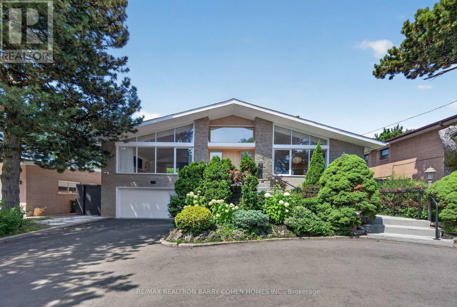 6 Denmark Crescent, Toronto, ON - Outdoor