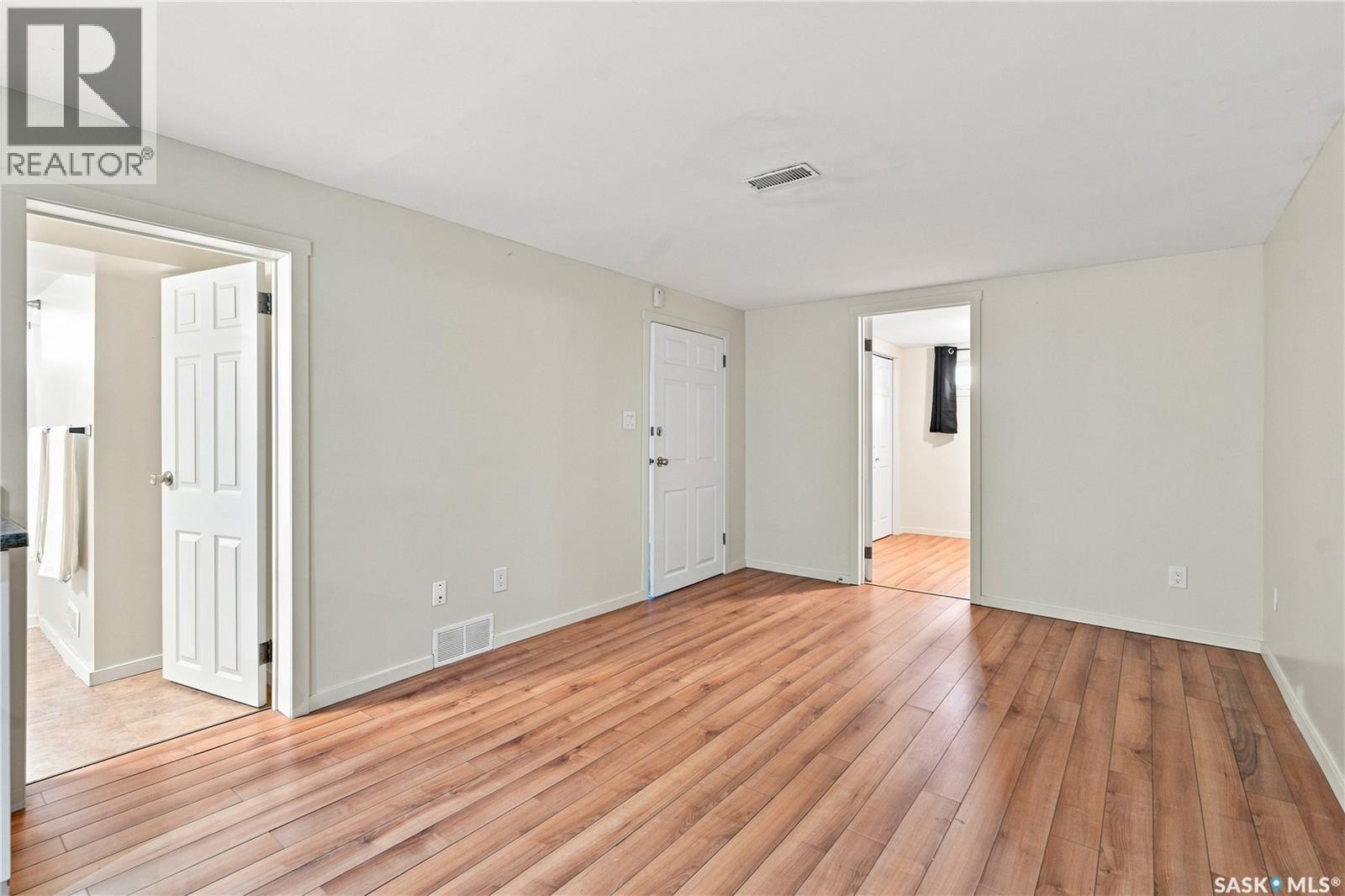 2302 Hanover Avenue, Saskatoon, SK - Indoor Photo Showing Other Room