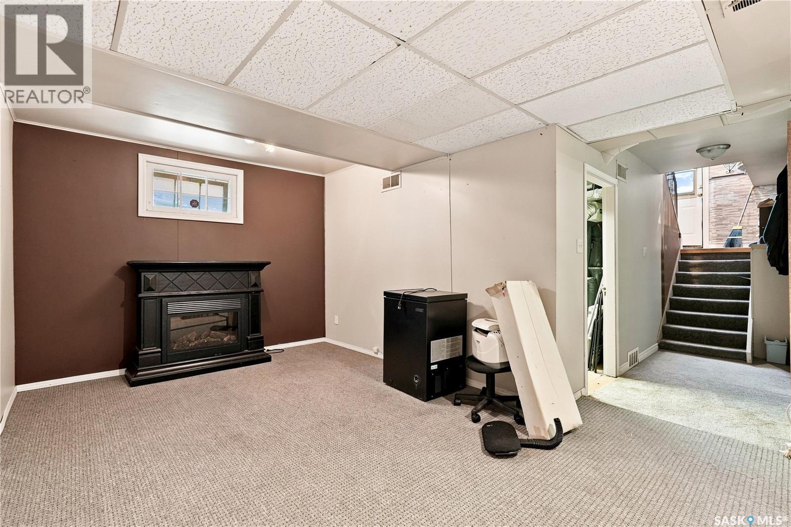4828 8Th Avenue, Regina, SK - Indoor