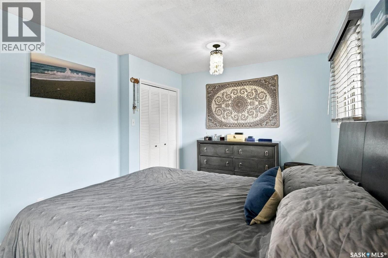 2010 37Th Street W, Saskatoon, SK - Indoor Photo Showing Bedroom