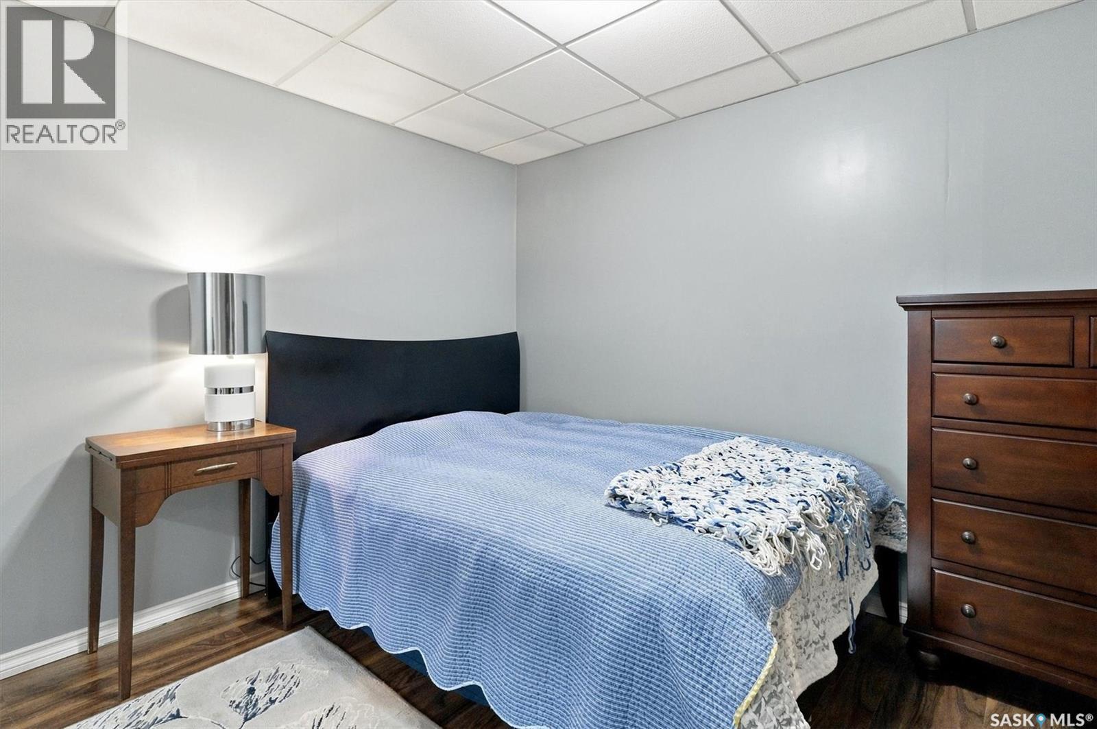 2010 37Th Street W, Saskatoon, SK - Indoor Photo Showing Bedroom