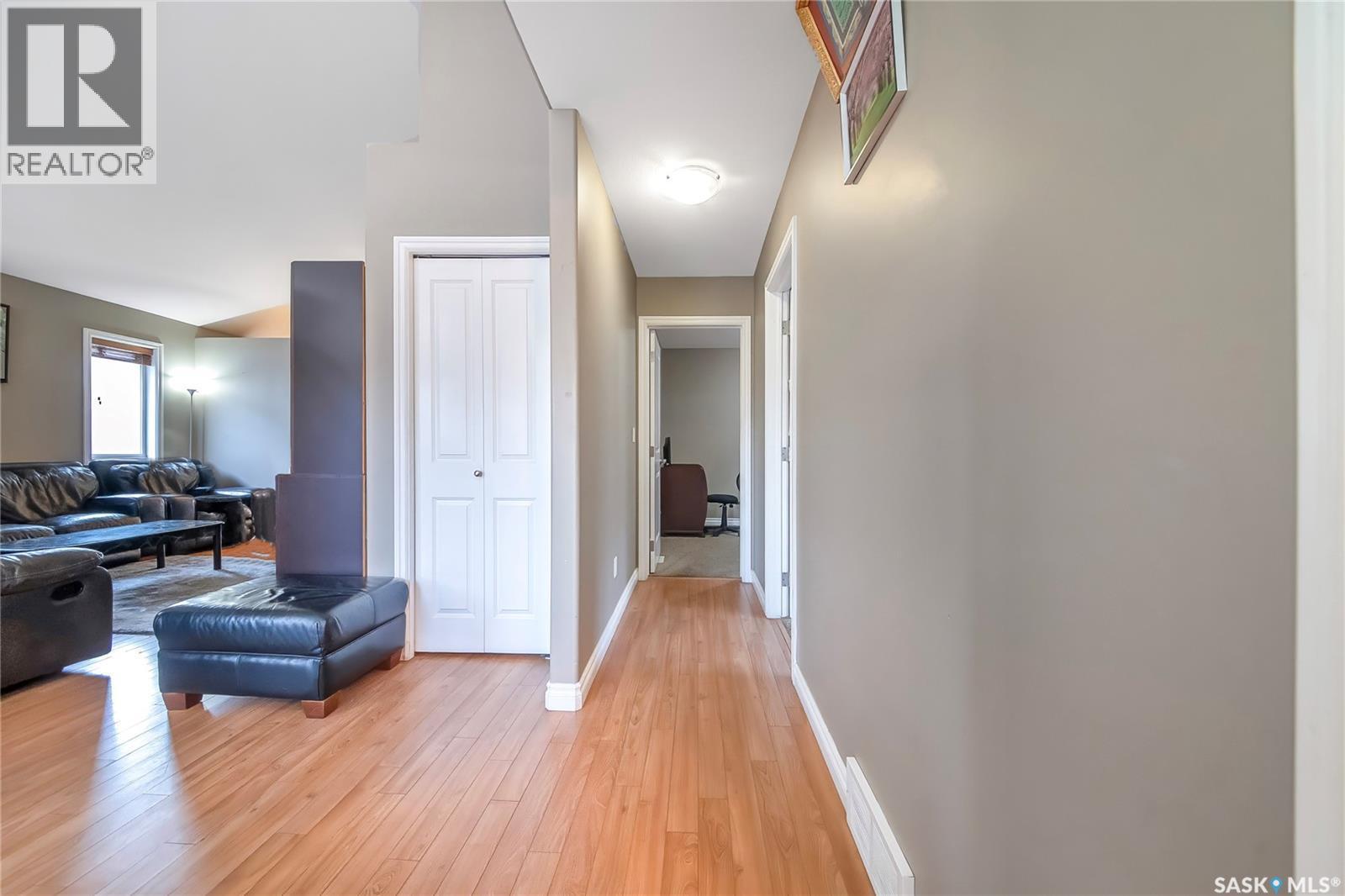3347 Mcclocklin Road, Saskatoon, SK - Indoor