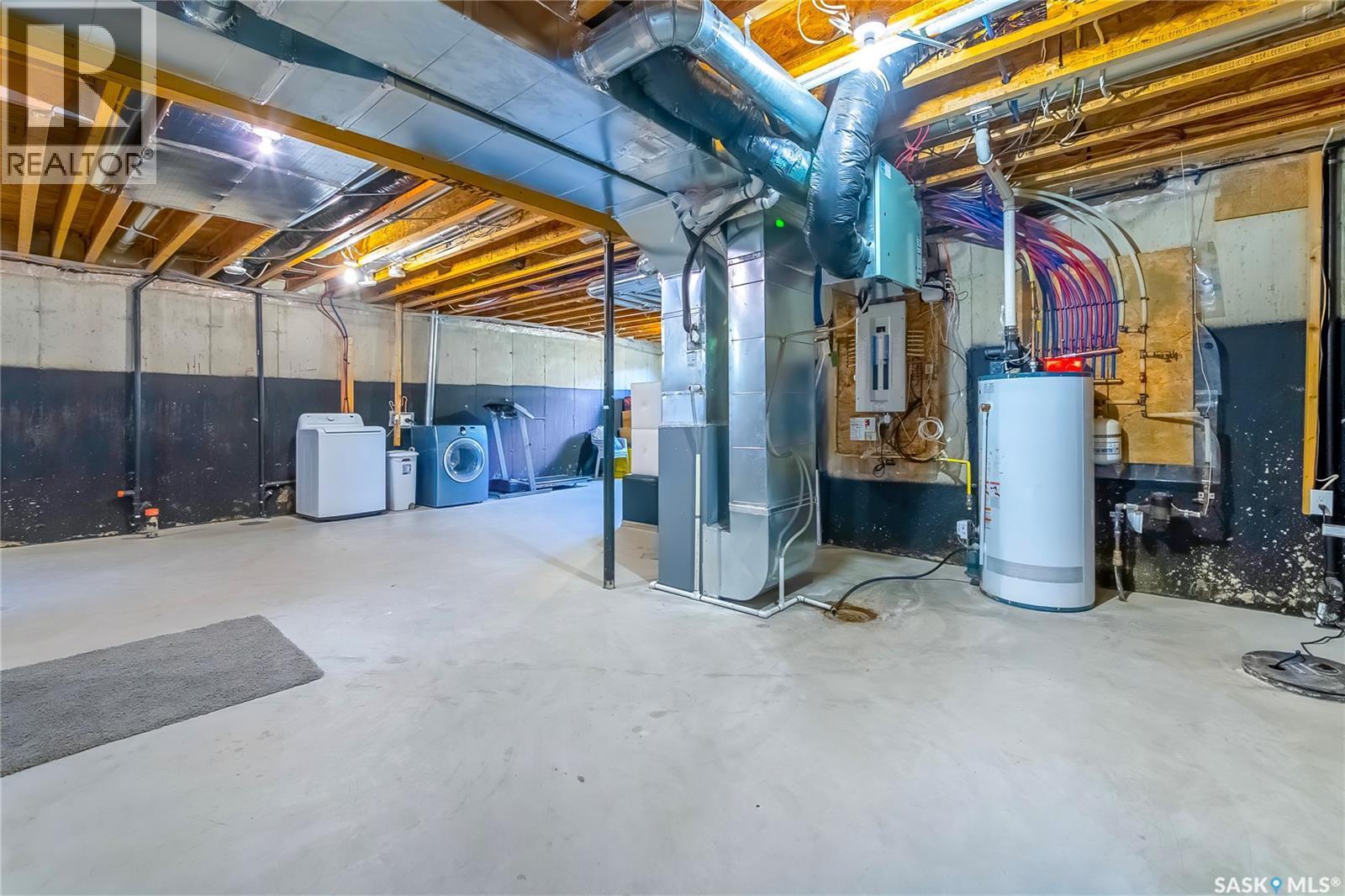 3347 Mcclocklin Road, Saskatoon, SK - Indoor Photo Showing Basement