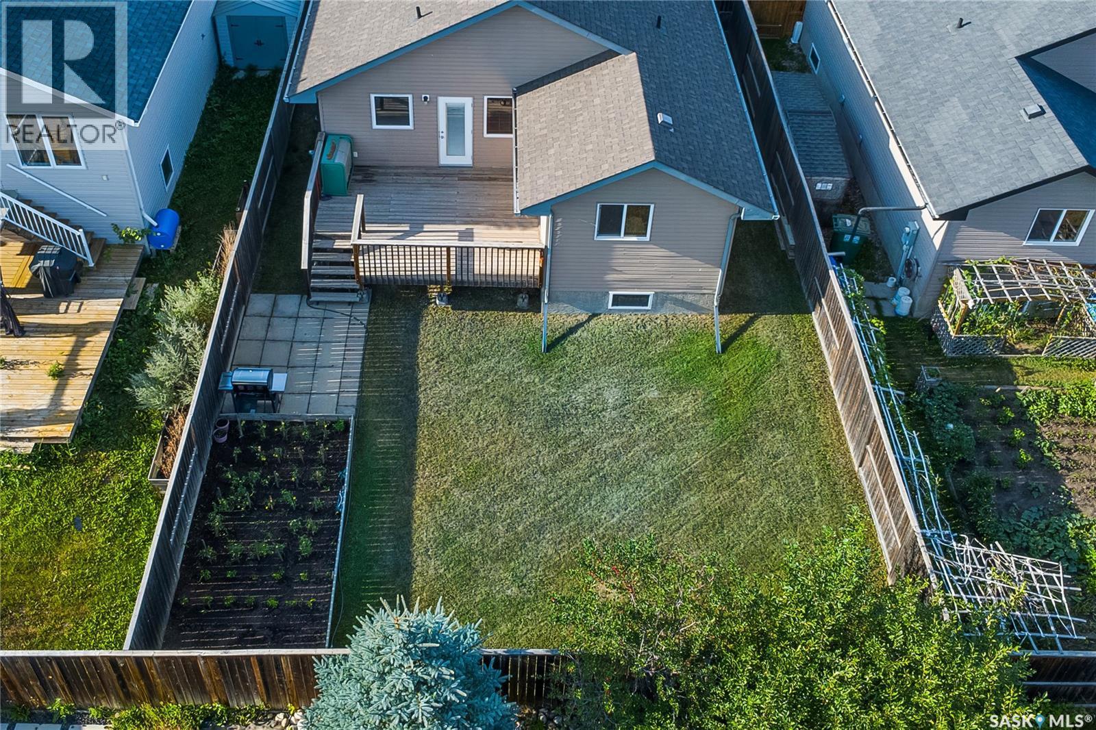 3347 Mcclocklin Road, Saskatoon, SK - Outdoor