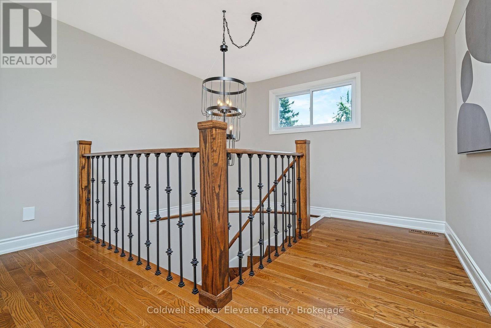 1677 Sherwood Forrest Circle, Mississauga, ON - Indoor Photo Showing Other Room