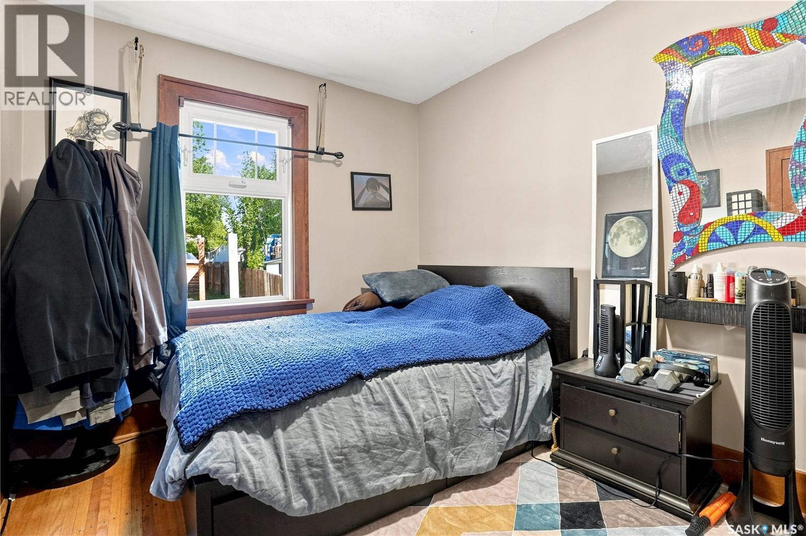 3324 College Avenue, Regina, SK - Indoor Photo Showing Bedroom