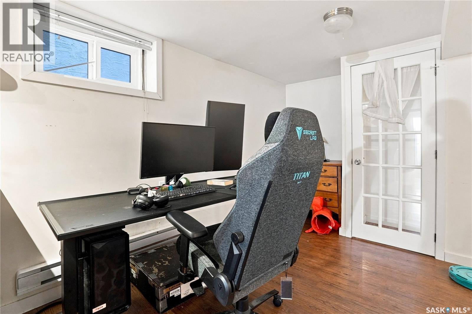 3324 College Avenue, Regina, SK - Indoor Photo Showing Office