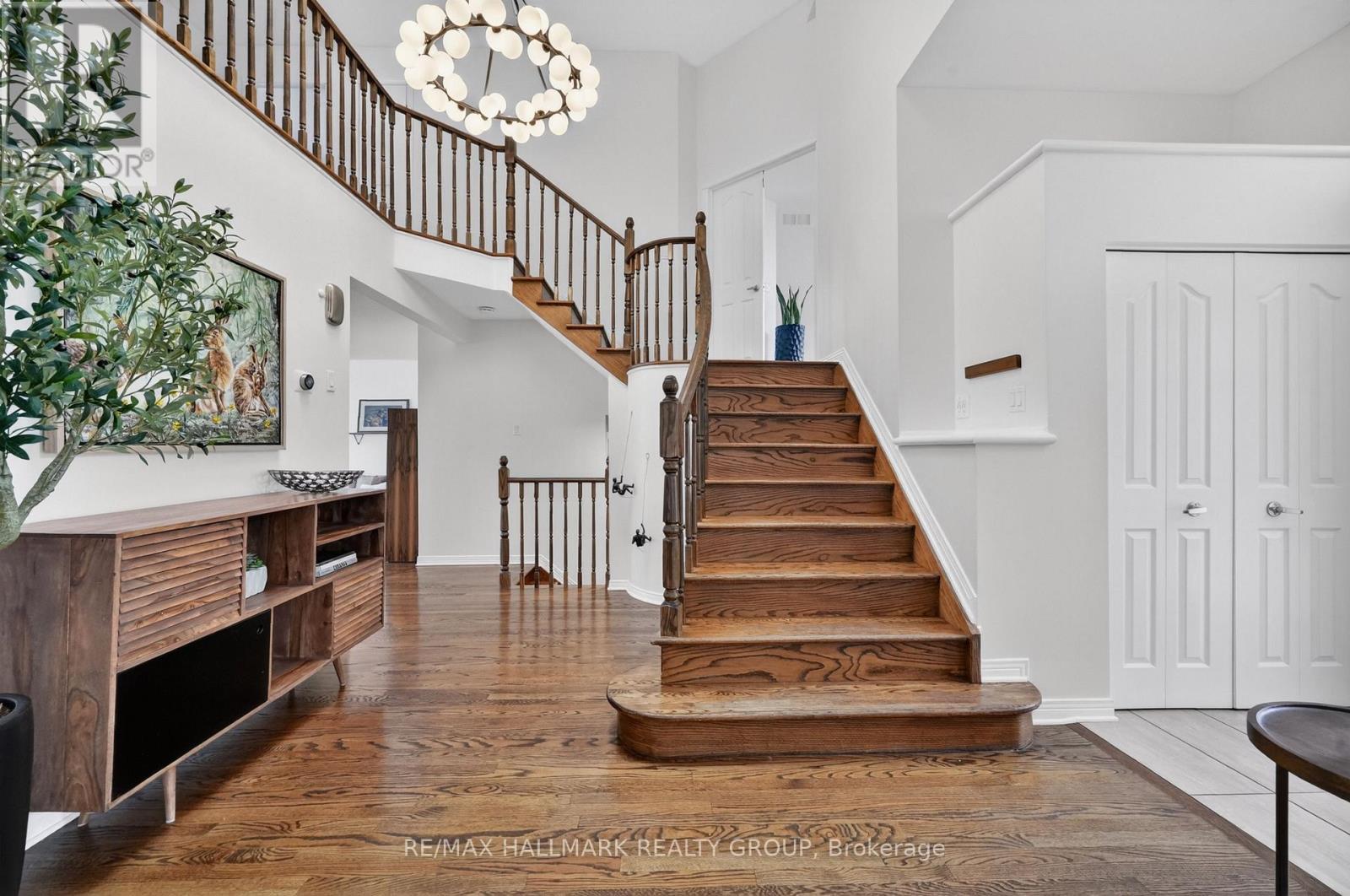 1091 Charest Way, Ottawa, ON - Indoor Photo Showing Other Room