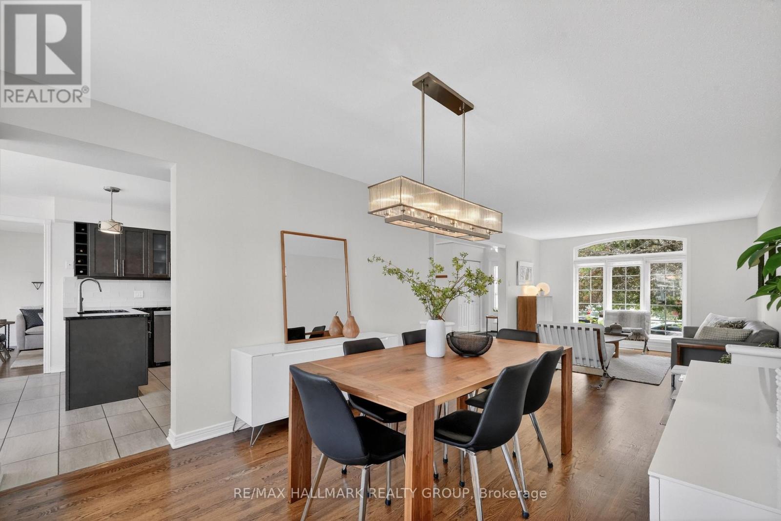 1091 Charest Way, Ottawa, ON - Indoor Photo Showing Dining Room