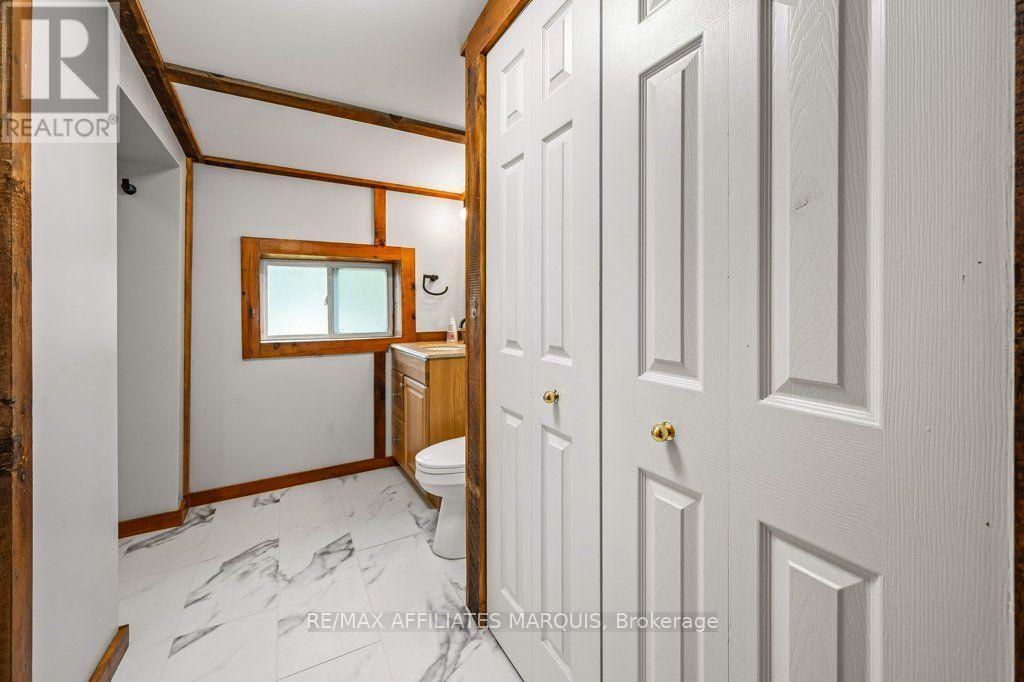 330 Forgotten Lane, Rideau Lakes, ON - Indoor Photo Showing Other Room