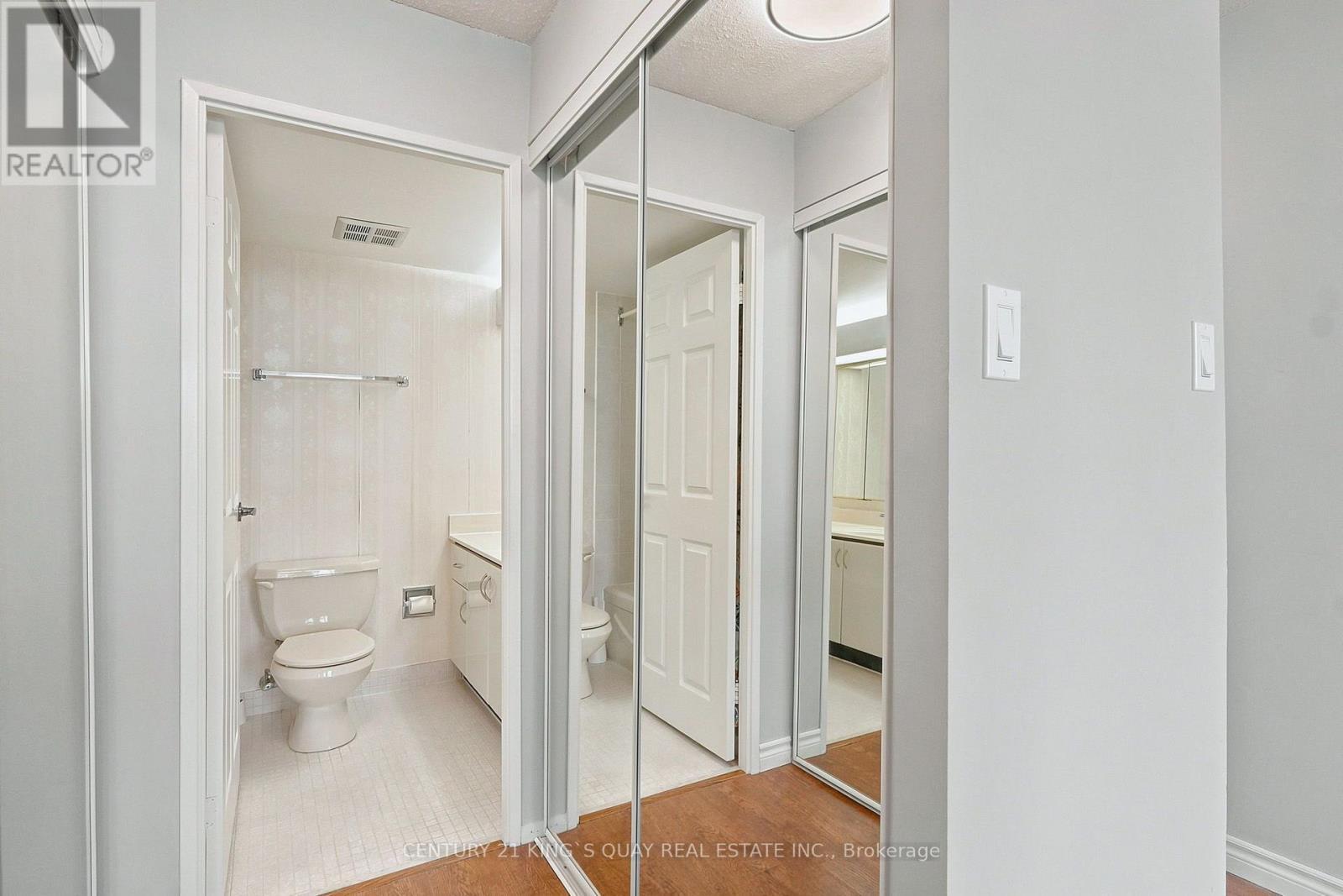 1908 - 55 Skymark Drive, Toronto, ON - Indoor Photo Showing Bathroom
