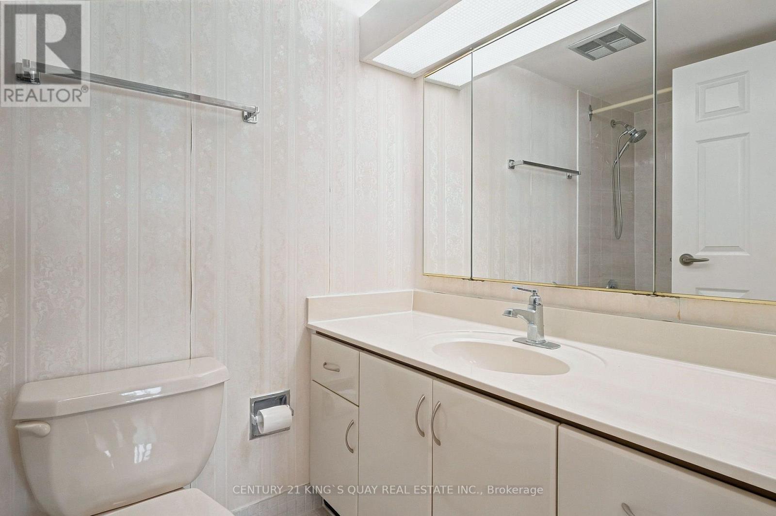 1908 - 55 Skymark Drive, Toronto, ON - Indoor Photo Showing Bathroom
