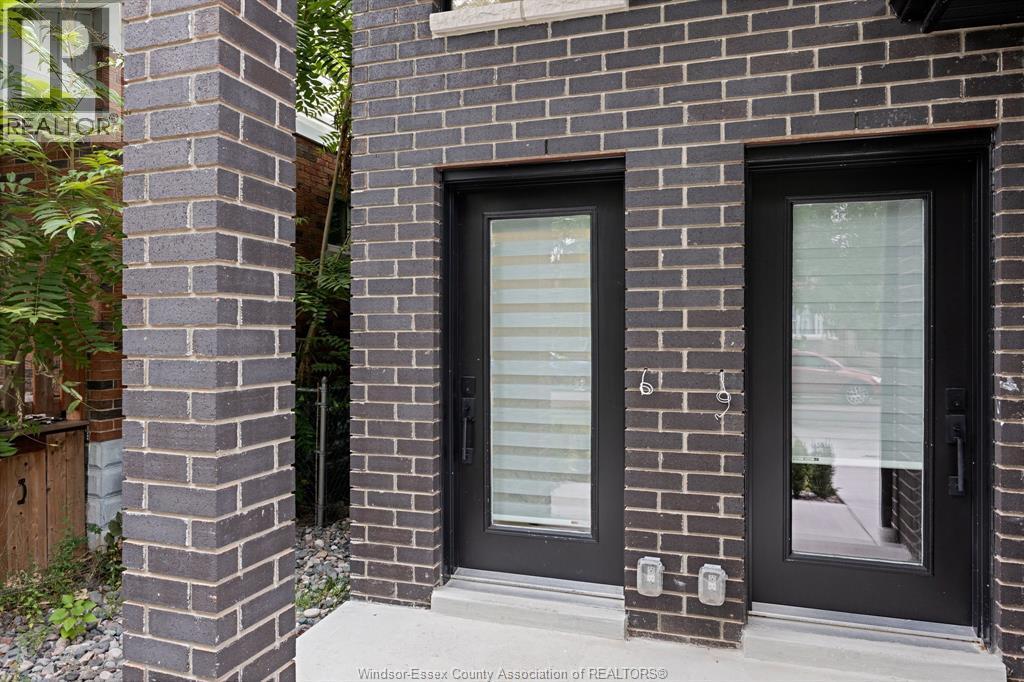 2224 Fraser Unit# #2 Lower, Windsor, ON - Outdoor With Facade