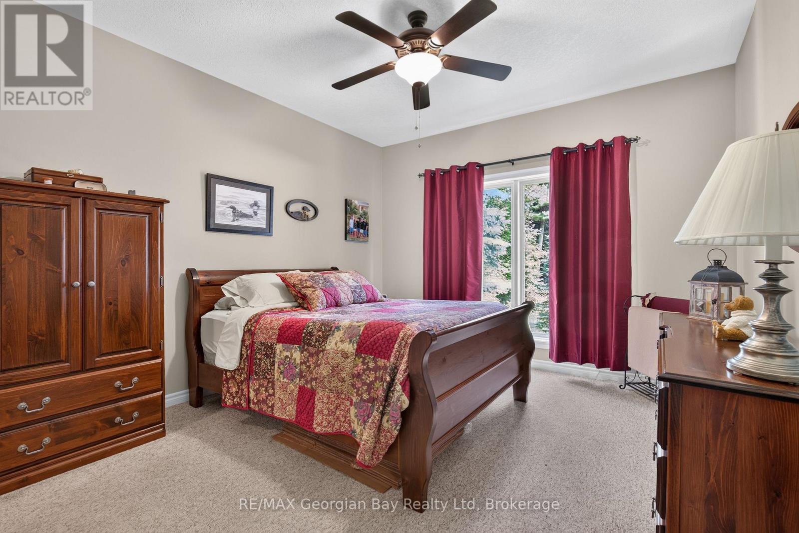 1339 Tiny Beaches Road N, Tiny, ON - Indoor Photo Showing Bedroom