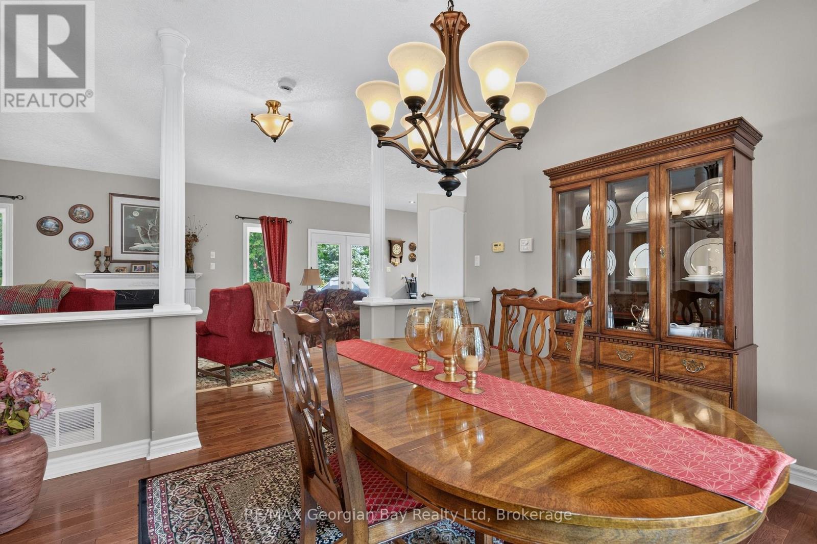 1339 Tiny Beaches Road N, Tiny, ON - Indoor Photo Showing Dining Room
