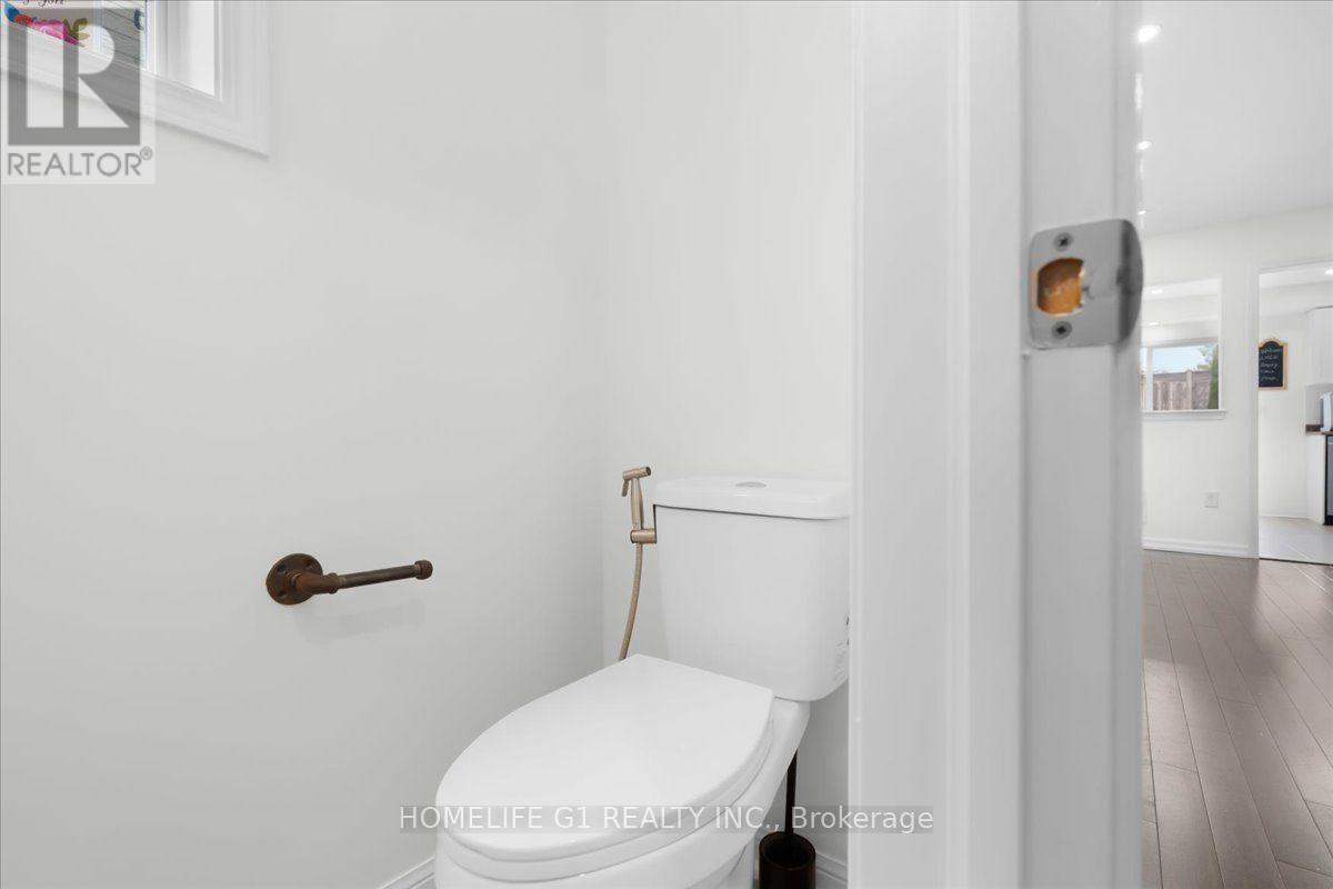 70 Tarquini Crescent, Caledon, ON - Indoor Photo Showing Other Room