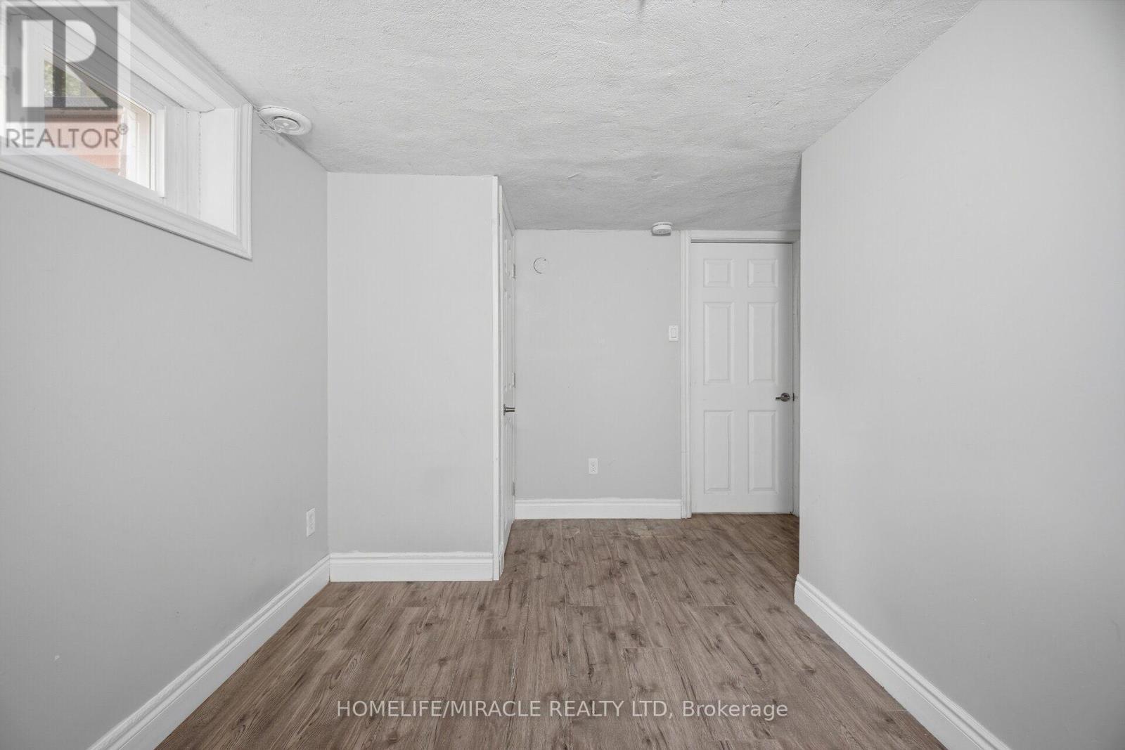 199 Allen Street E, Waterloo, ON - Indoor Photo Showing Other Room