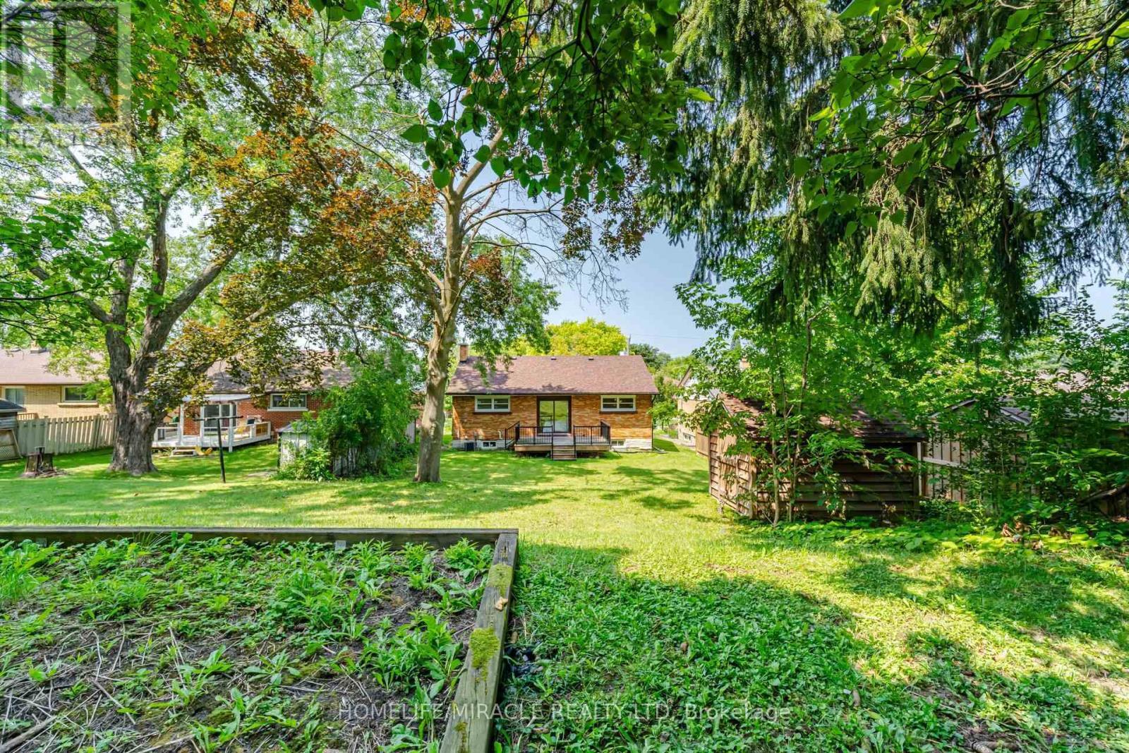 199 Allen Street E, Waterloo, ON - Outdoor