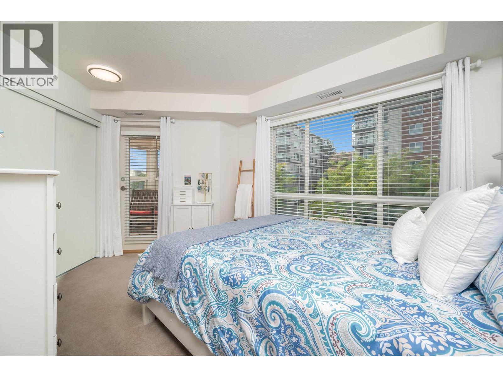 3301 Centennial Drive Unit# 309, Vernon, BC - Indoor Photo Showing Bedroom