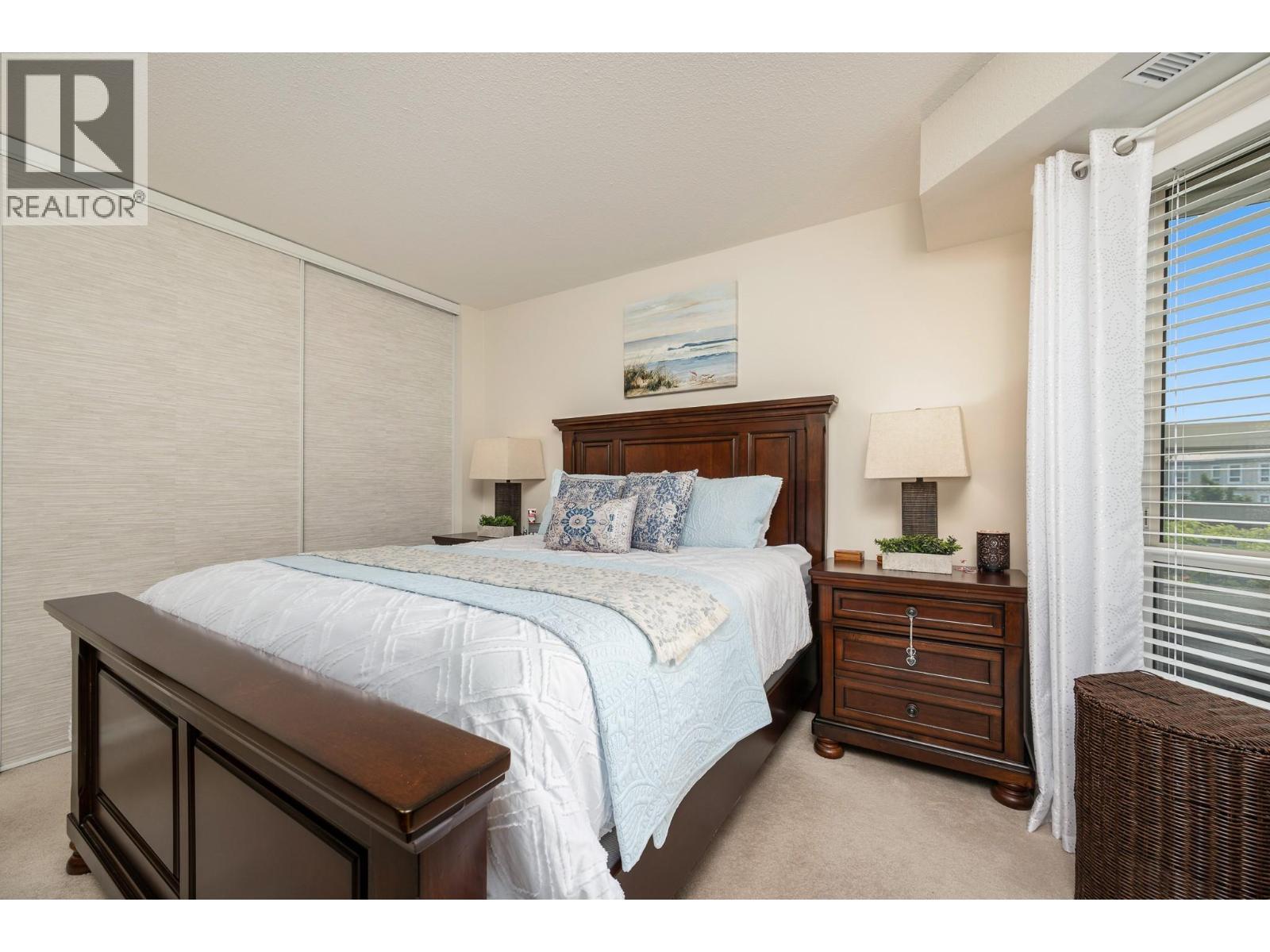 3301 Centennial Drive Unit# 309, Vernon, BC - Indoor Photo Showing Bedroom
