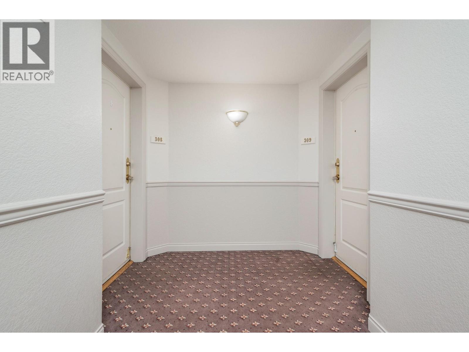 3301 Centennial Drive Unit# 309, Vernon, BC - Indoor Photo Showing Other Room