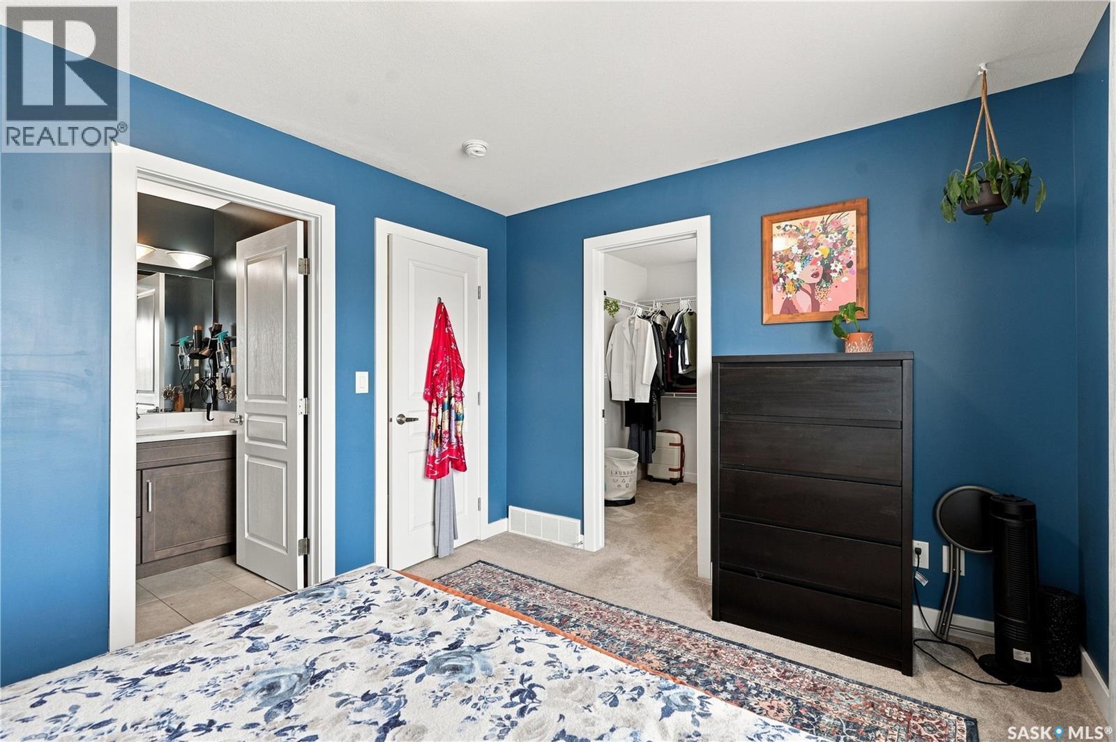 255 Newton Link, Saskatoon, SK - Indoor Photo Showing Bedroom