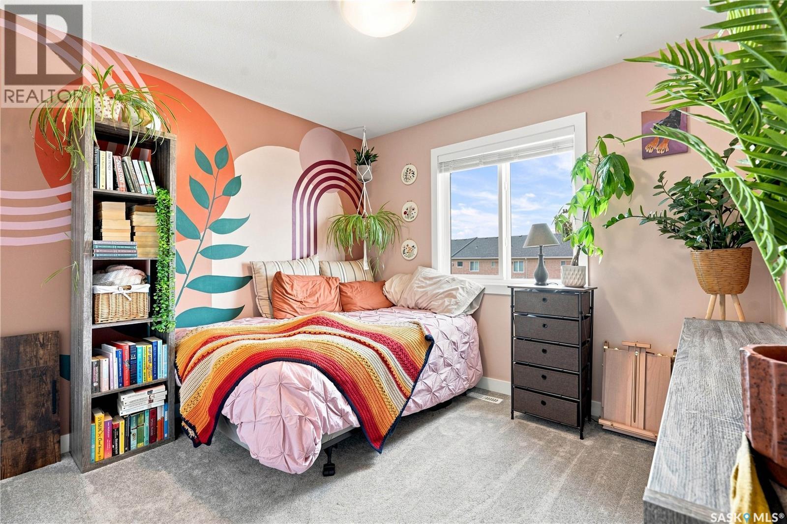 255 Newton Link, Saskatoon, SK - Indoor Photo Showing Bedroom