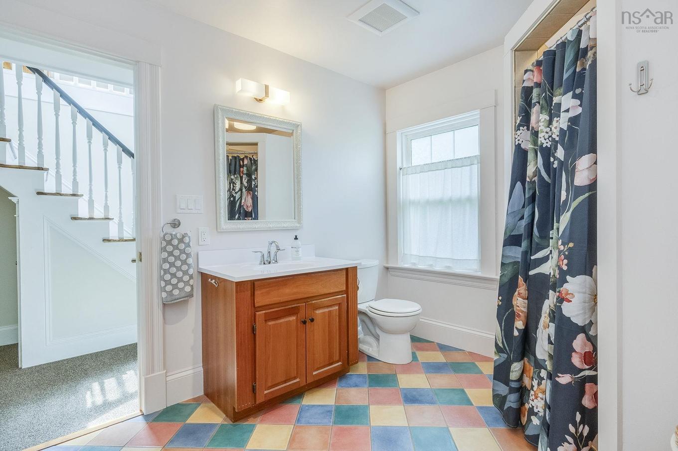 164 Cottage Street, Berwick, NS - Indoor Photo Showing Bathroom